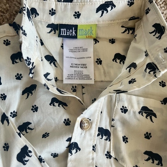 Long sleeved button down collared shirt. Bear print 12m - Picture 2 of 2